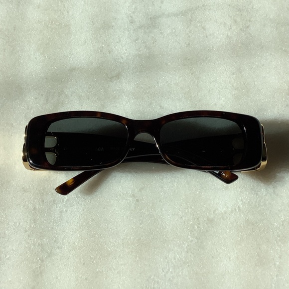 Balenciaga Dynasty Rectangle Brown Sunglasses with Gold Detail, Brand New - Picture 3 of 3